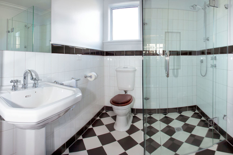Bathroom, McDougall Cottage, Queenstown-Lakes