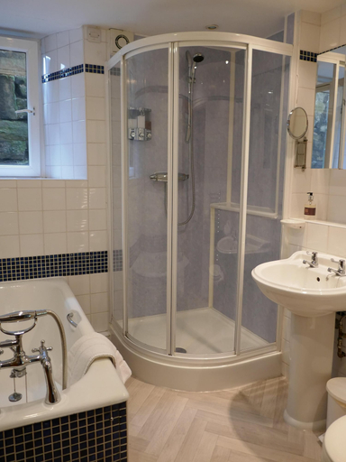 Bathroom 4, Ashfield House, North Yorkshire