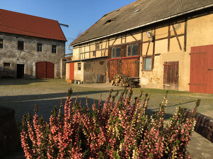 Hof Kiebitz - In Ostrau, Mittelsachsen