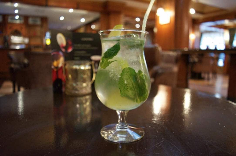 Food & Drinks 5, Grand Central Hotel