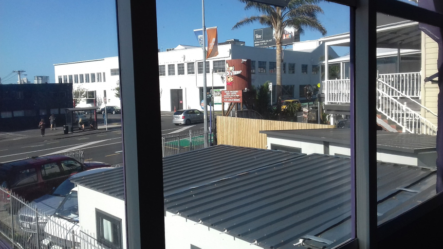 Others 4, Shooters Saloon Bar Hotel & Cabins, Waitakere