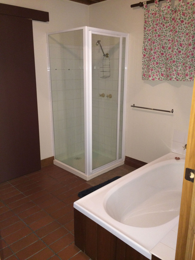 Bathroom 4, Tranquil Point, Huon Valley