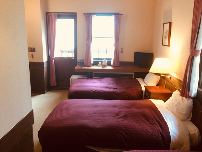 Bedroom 2, Hotel Shirakabako Sakaeen, Nagawa