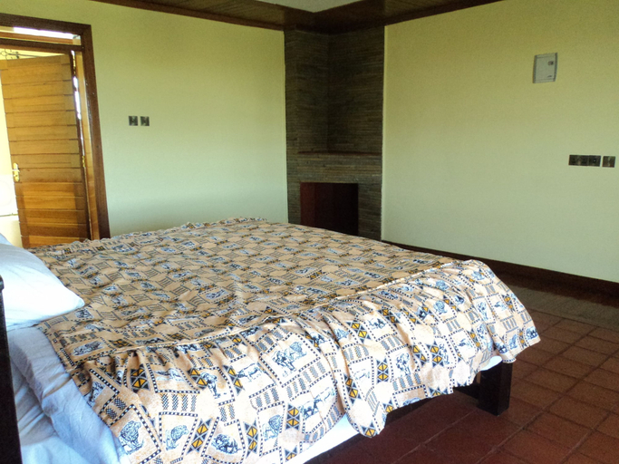 Bedroom 2, Sangare Gardens, Kieni