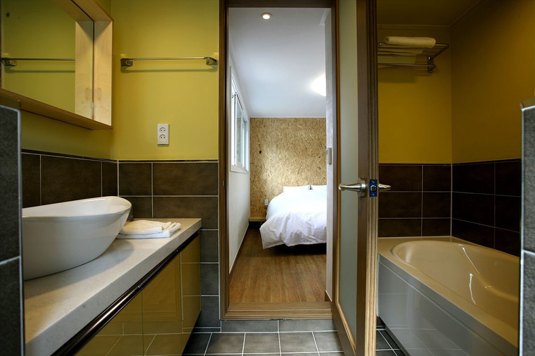 Bathroom 4, Seochon B&B Suran, Jongno