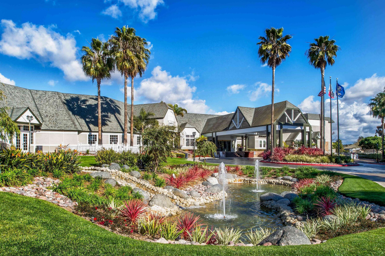 Exterior & Views 2, Hilton San Diego/Del Mar, San Diego