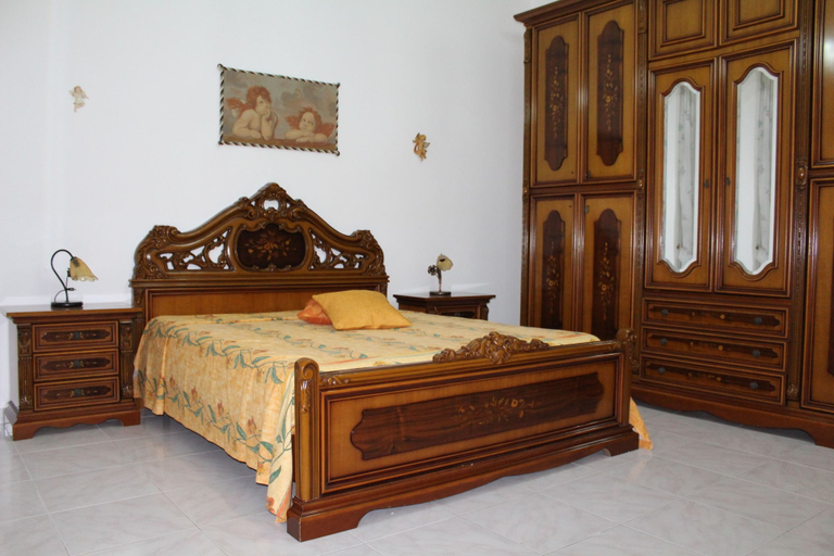 Room 2, Comodo Appartamento Mono-Bifamiliare, Lecce
