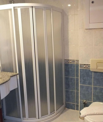 Bathroom 5, Acropol Beach Hotel, Antalya