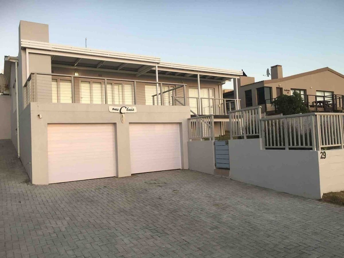 Exterior & Views 2, Gansbaai Seafront Holiday House: Ons C-huis, Overberg