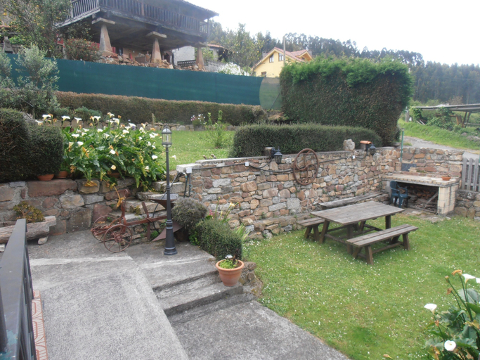 Others 5, Al Llagar, Asturias