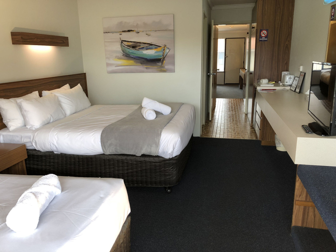 Bedroom 4, Hotel Clipper, Rockingham