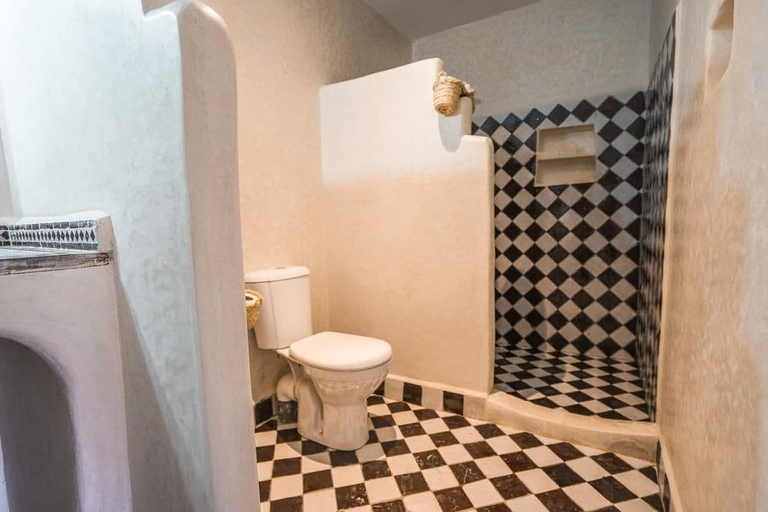 Bathroom 4, Paradis Touareg, Zagora