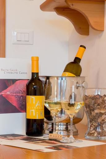 Food & Drinks 5, Fattoria Carsica Bajta, Trieste