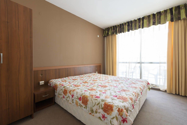 Bedroom 3, One Bedroom Family Apartment with Balcony, Nesebar
