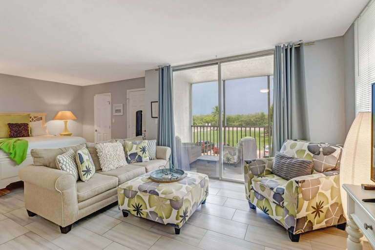 Bedroom 3, Beach & Tennis 4201, Lee