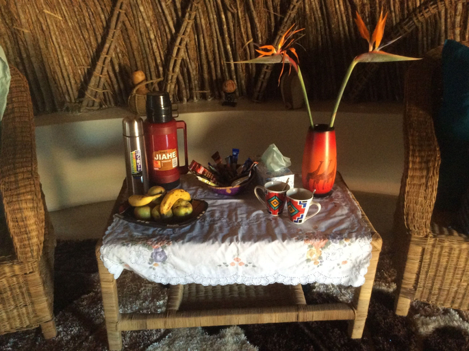 Food & Drinks, Swazi Dreams Nqabaneni Eco-Volunteering, Ntondozi