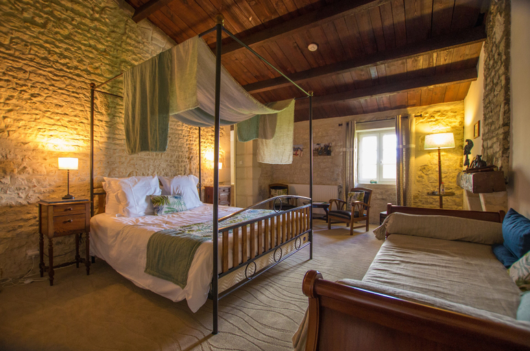 Bedroom 4, Logis Saint Leonard, Charente-Maritime