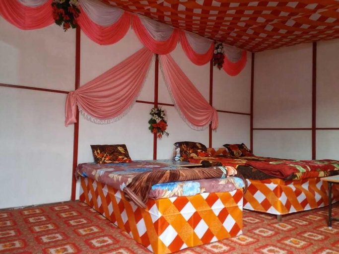 Bedroom 5, Krishna Kumbh Cottage, Kaushambi