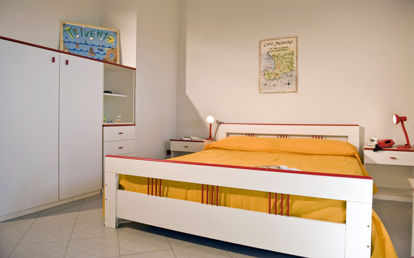 Bedroom 4, Residence Trivento, Salerno