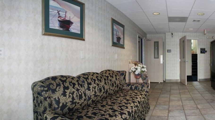 Others 5, Econo Lodge Morristown West, Hamblen