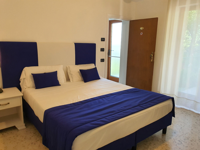 Bedroom 4, Il Nido, Napoli