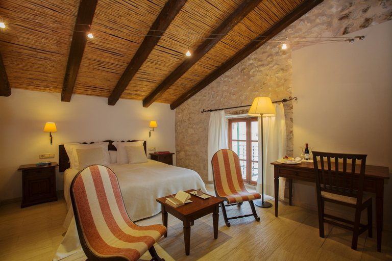 Bedroom 5, Hotel Monnàber Vell, Baleares
