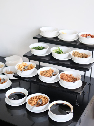 Food & Drinks 19