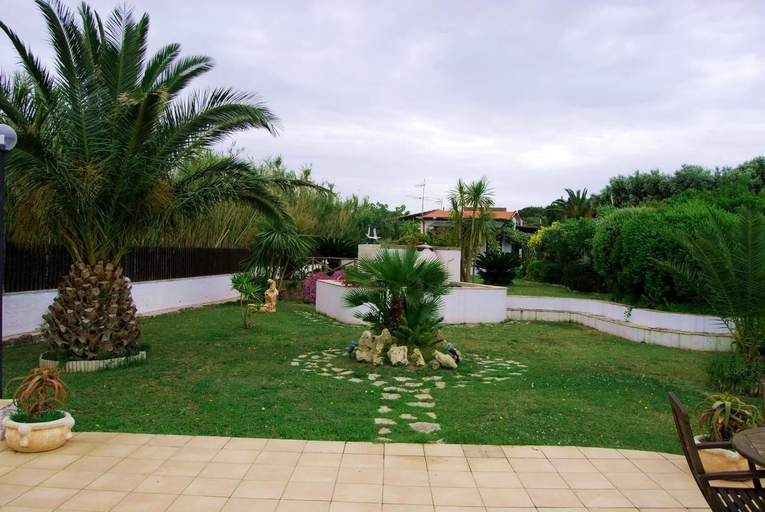 Others 3, Albergo Belvedere, Latina