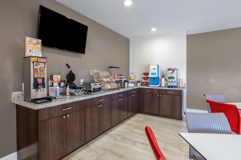 Food & Drinks 5, Econo Lodge Houston Northwest - Cypress, Houston