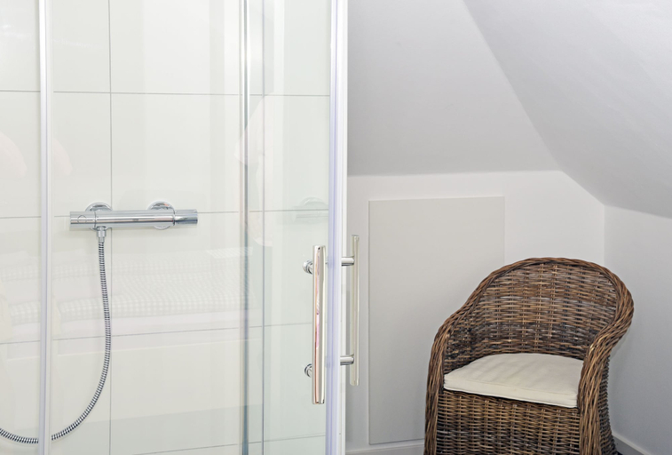 Bathroom 5, Weindepot Xanten, Wesel