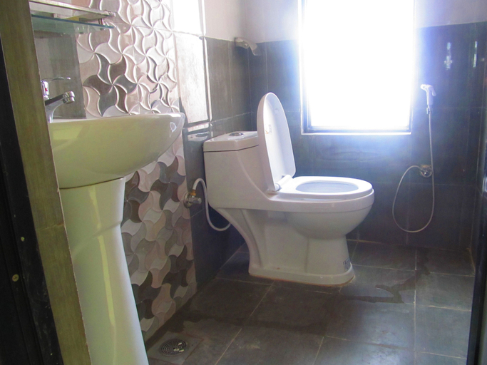Bathroom, Sunrise Homestay Nepal, Bagmati