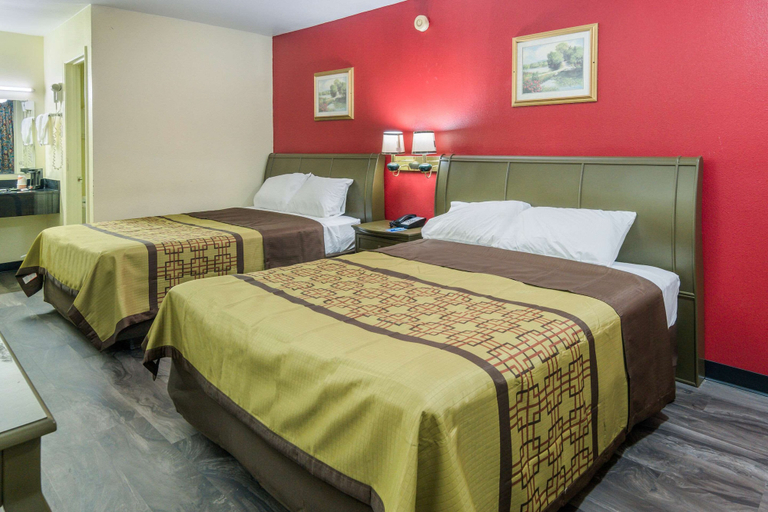 Bedroom 3, Rodeway Inn Ranger I-20, Eastland