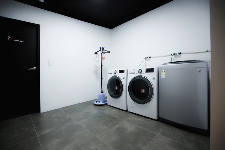 Bathroom 4, Stayan - Hostel, Haeundae