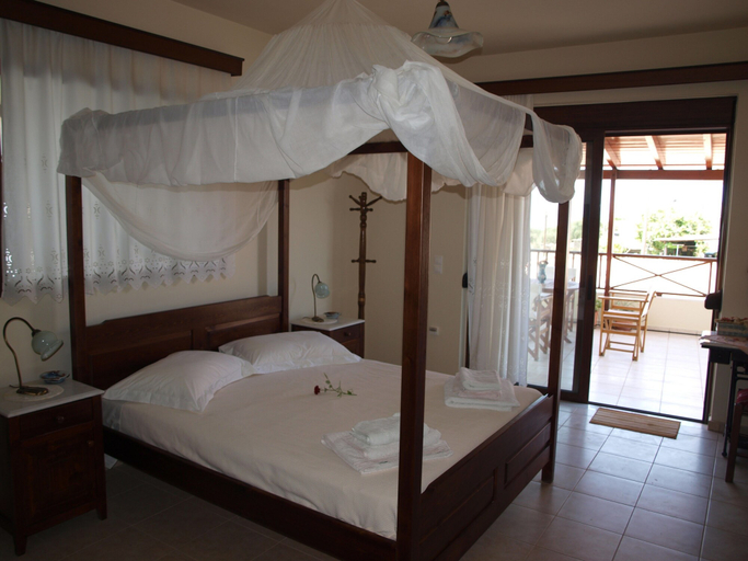Bedroom 4, Villa Helidoni, Crete