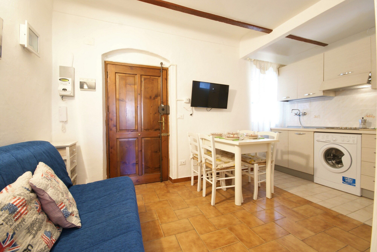 Living area 4, Casa Vassallo, Imperia