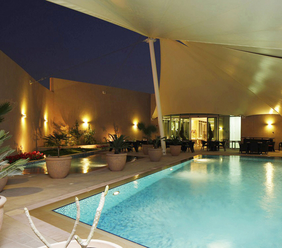 Sport & Beauty 3, Vivienda Hotel Villas Granada, Riyadh