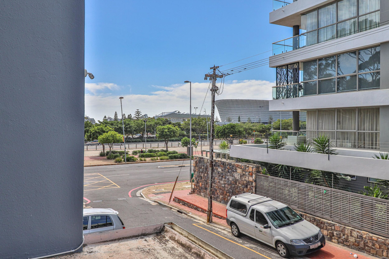 Exterior & Views 2, Eaton Square 2 by CTHA, City of Cape Town