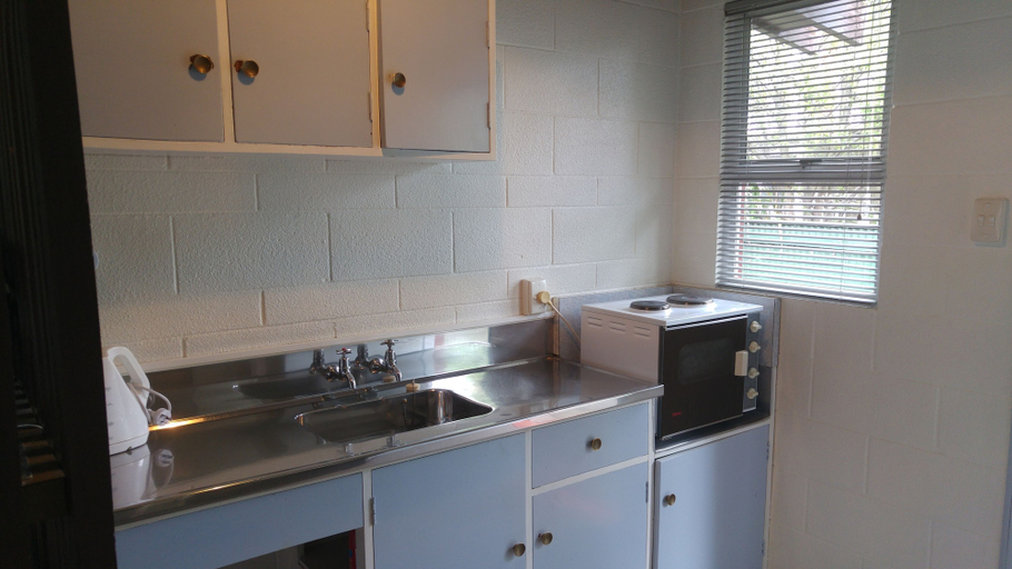 Others 5, Redwood Lodge Motel, Horowhenua