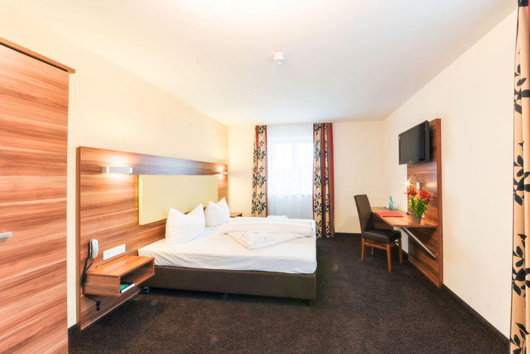 Bedroom 3, Abasto Hotel & Spa Maisach, Fürstenfeldbruck