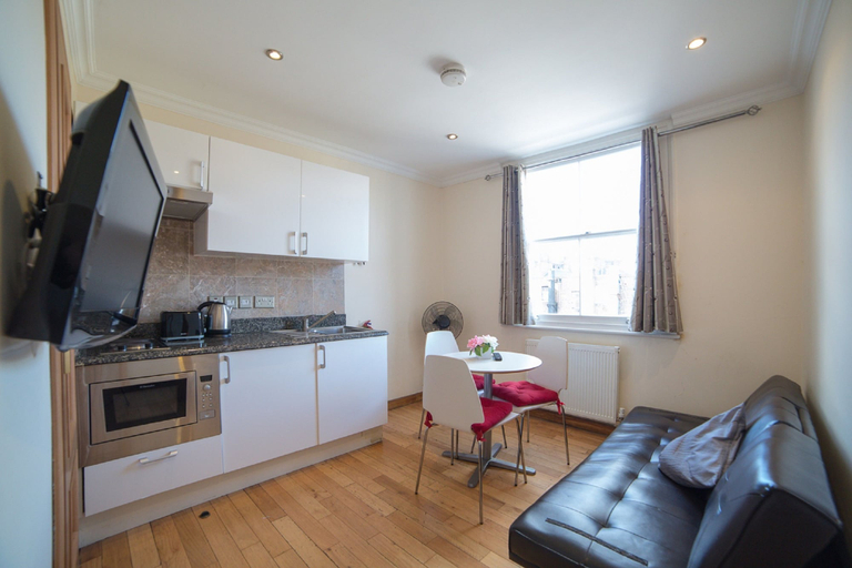 Others 5, New Kent Apartments, London