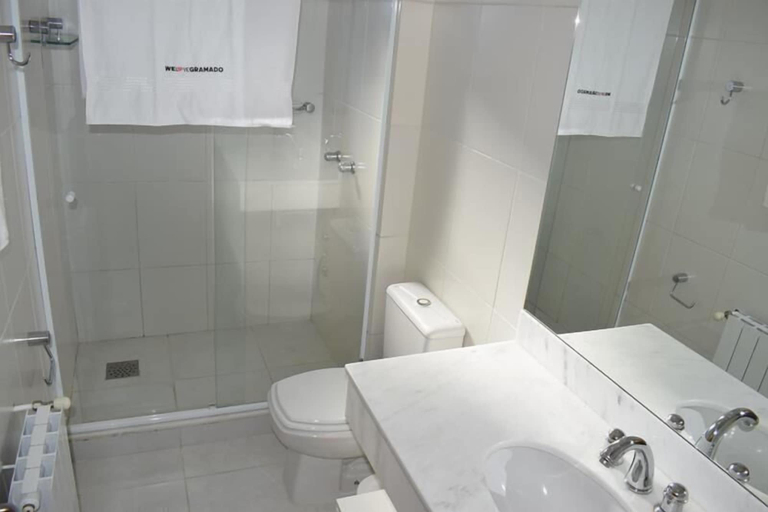 Bathroom 3, Residencial Salzburg, Gramado