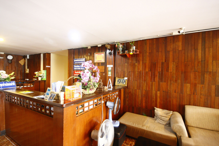 Food & Drinks 5, Narasiri Service Apartment, Muang Prachin Buri