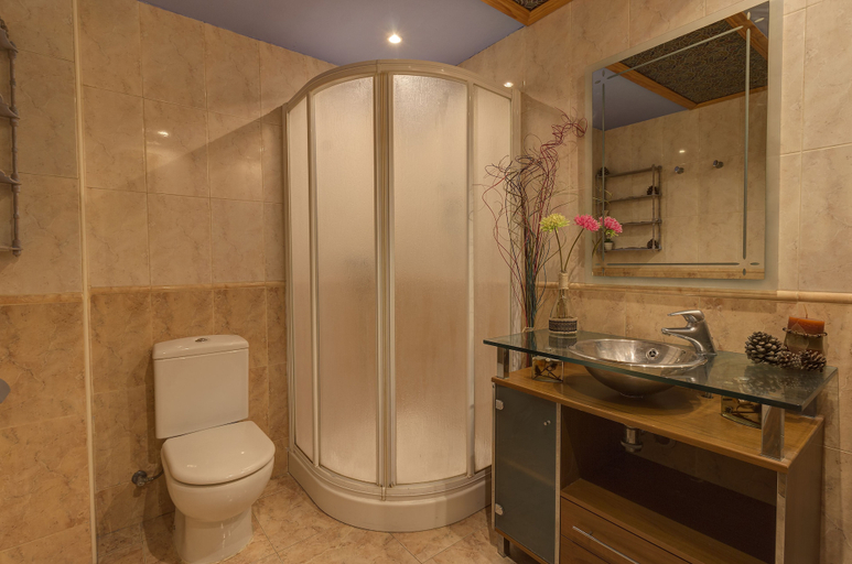 Bathroom 3, Casa Rural Las Hadas, Zaragoza
