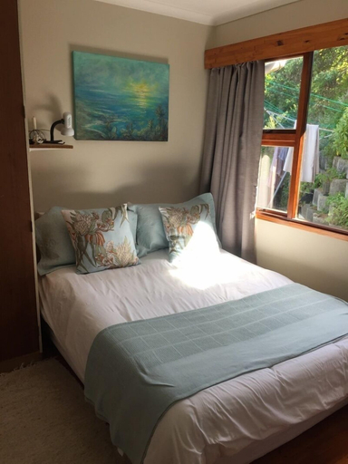 Bedroom 2, Sealands View Jongensfontein, Eden