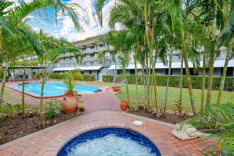Sport & Beauty 3, Lagoon 201 on Hamilton Island, Whitsunday