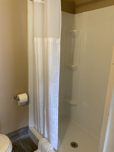 Bathroom 4, Valueinn Eugene - Airport, Lane