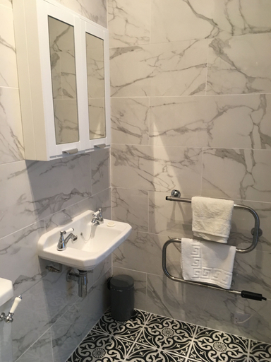 Bathroom, Kirkapol Beach Sleeps 4 With Dog Access, Argyll and Bute