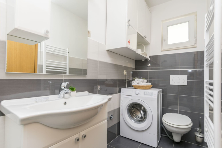 Bathroom 4, Apartments Luxury View, Omiš