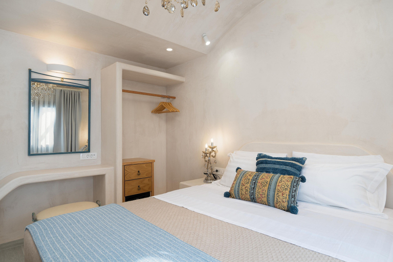 Bedroom 4, THOUSAND STARS SUITES & ROOMS, South Aegean