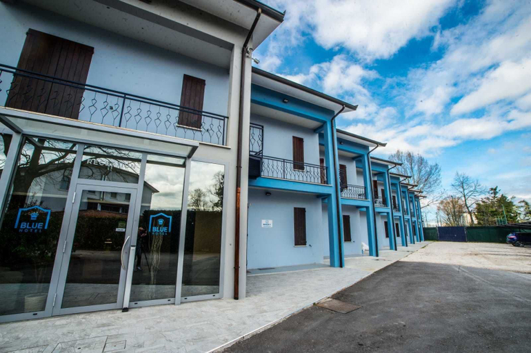 Exterior & Views 2, Blue Hotel, Mantua